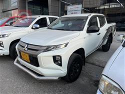 میتسوبیشی L200